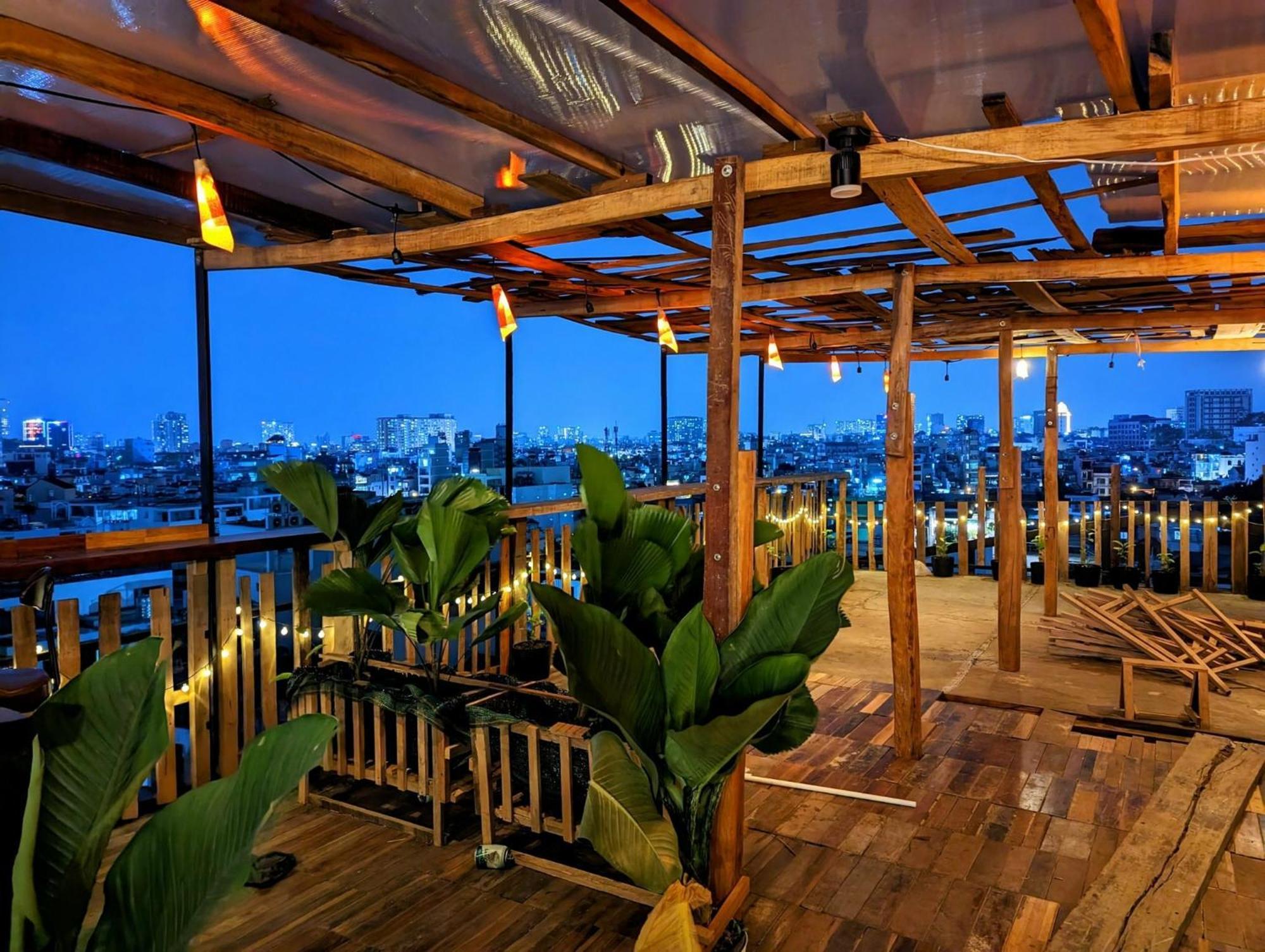 The Gk House Hostel, Ecolliving, Central City, Natural Wooden, Chill View Rooftop, Restaurant And Cocktail Bar Ho Či Minovo Město Exteriér fotografie